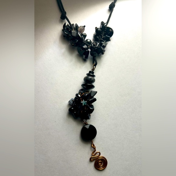 Black bead Necklace by Navajo artist - Picture 1 of 7